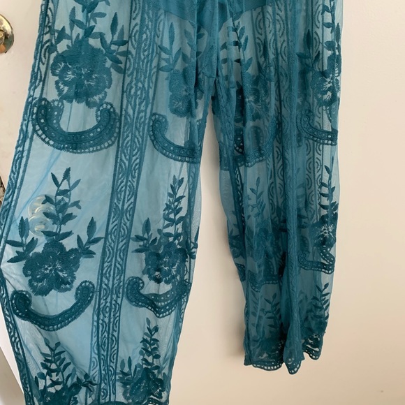 NWT Honey Punch Lace Jumpsuit with Romper under - Picture 4 of 8